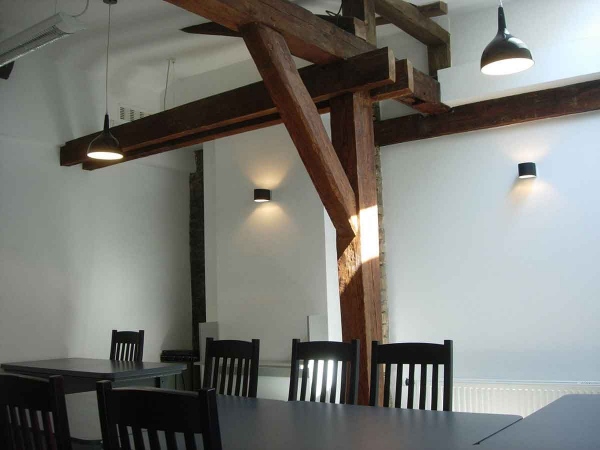 Bēniņu stāva pārbūve. Mācību centrs pavāriem, konditoriem, bārmeņie. Arhitektūra - Astrīda Kroģere, būvkonstrukcijas - Atis &Scaron;teinbergs, būvniecība - 